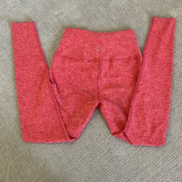 Beyond Yoga Pants, Size Medium - Picture 3 of 5